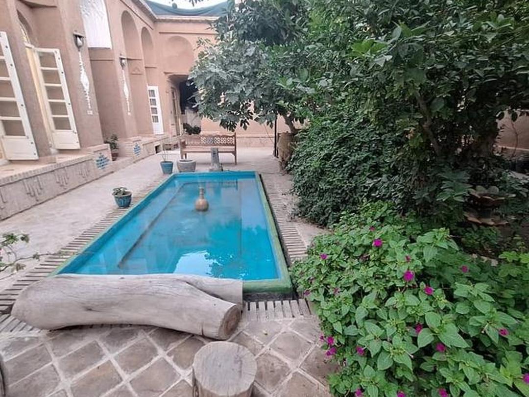 اقامتگاه بومگردی عمارت بانو یزد